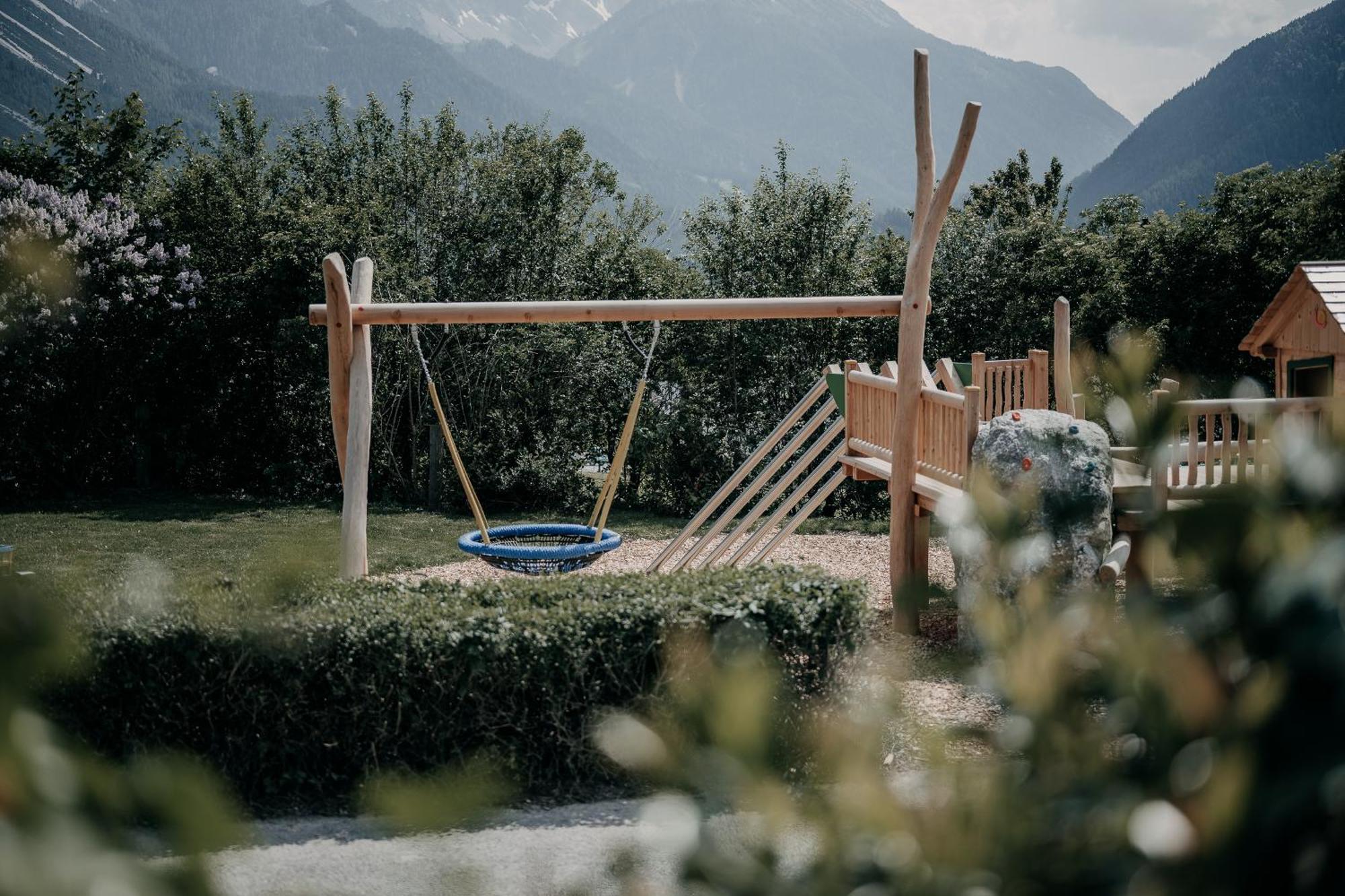 Alpenappartements Cristall Ehrwald Dış mekan fotoğraf